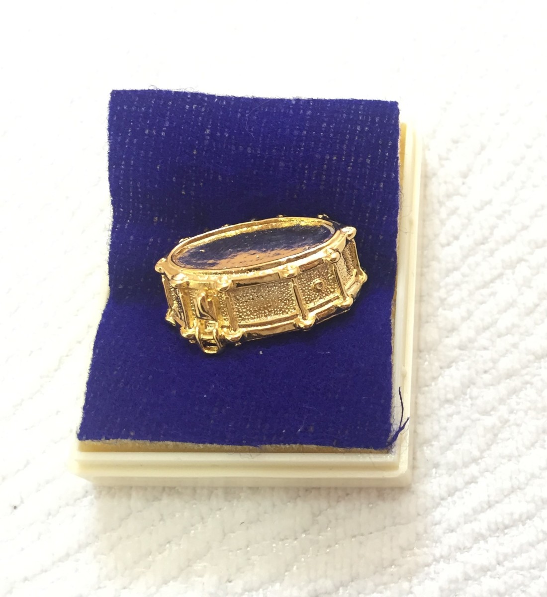 Altın Davul Pin - G&G