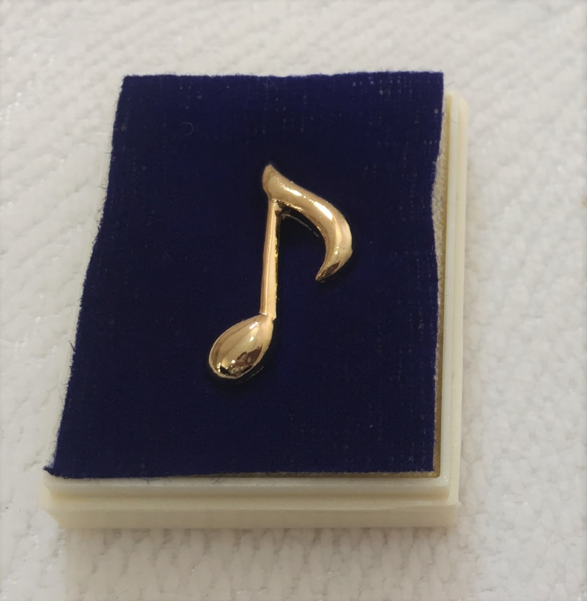 Altın Kaplama 8'lik Notalı Pin - G&G