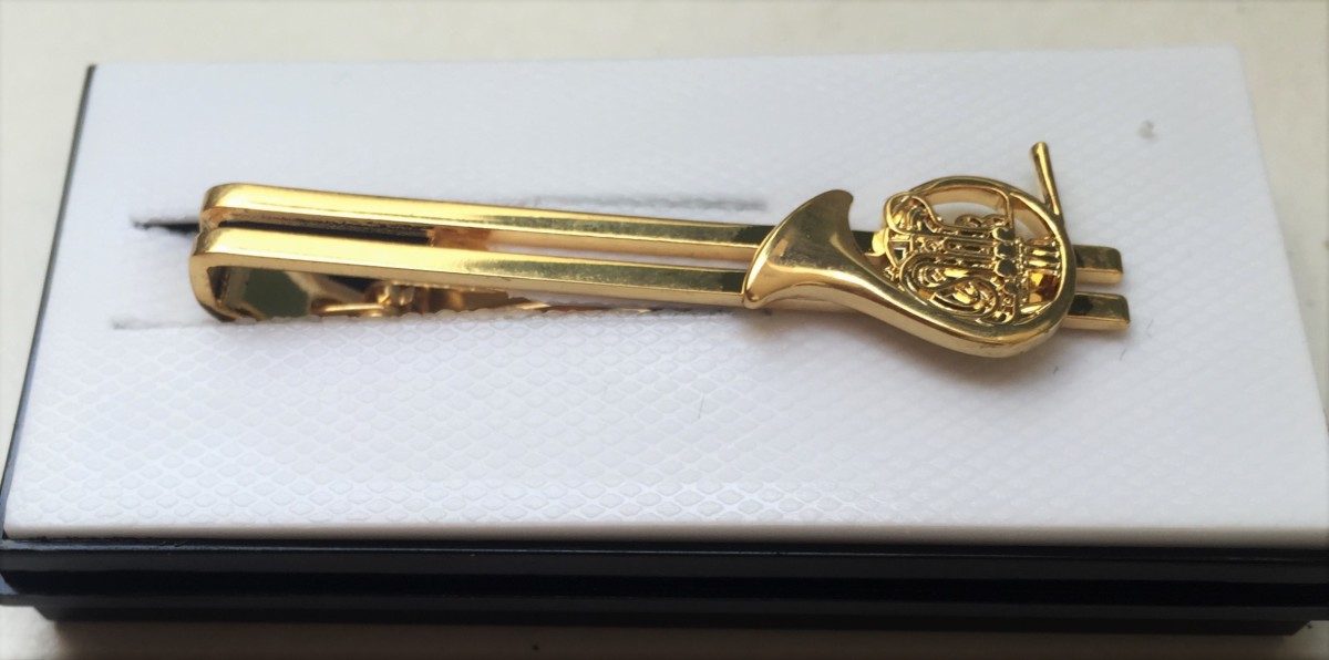 Altın Kaplama Korno Kravat İğnesi - G&G