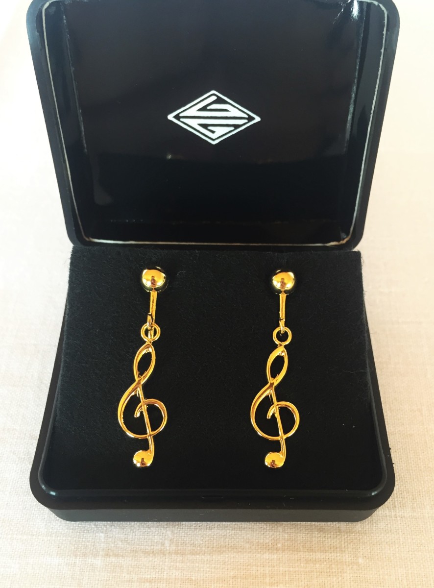 Altın Kaplama Sol Anahtarlı Küpe - G&G