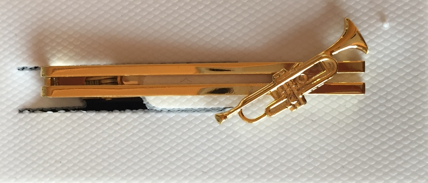 Altın Kaplama Trompet Kravat İğnesi