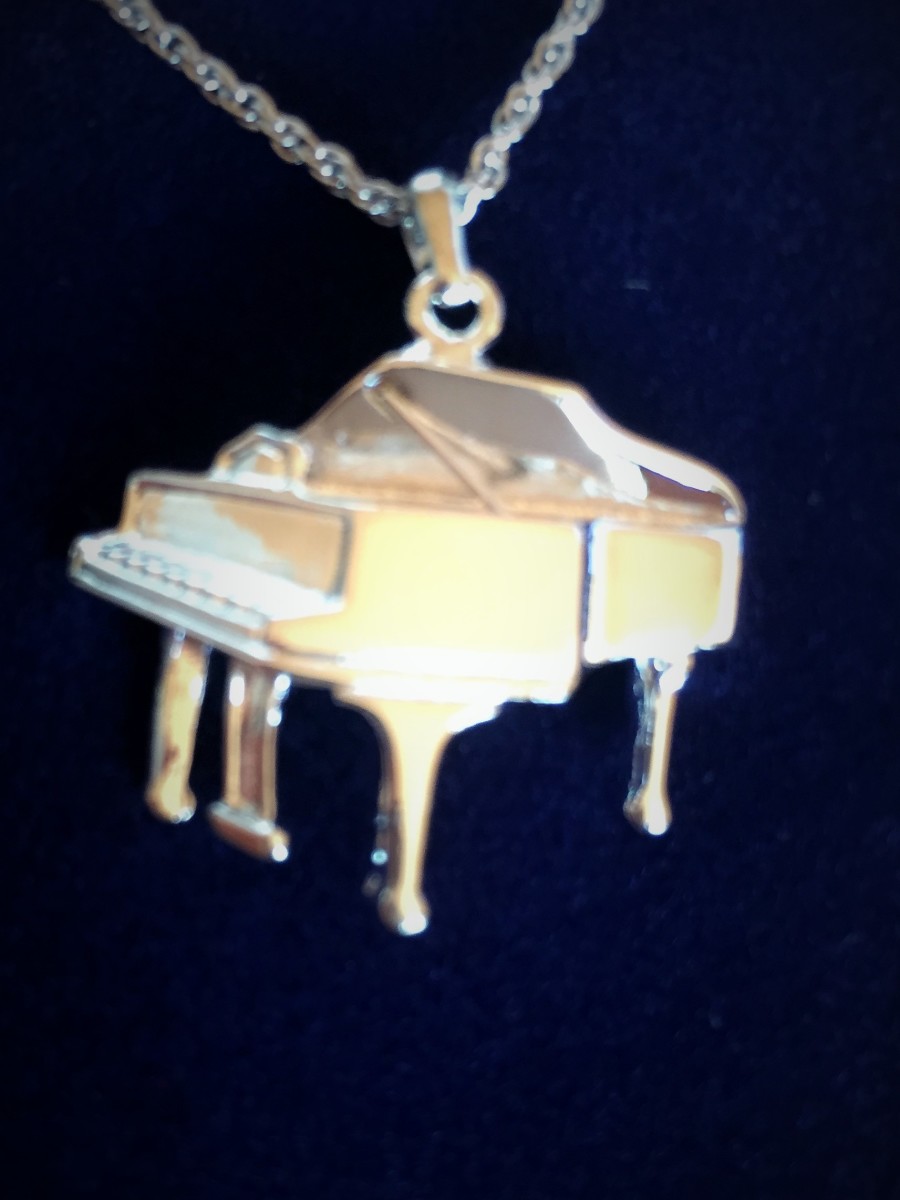Gümüş Kaplama Piyano Kolye - Thumbnail