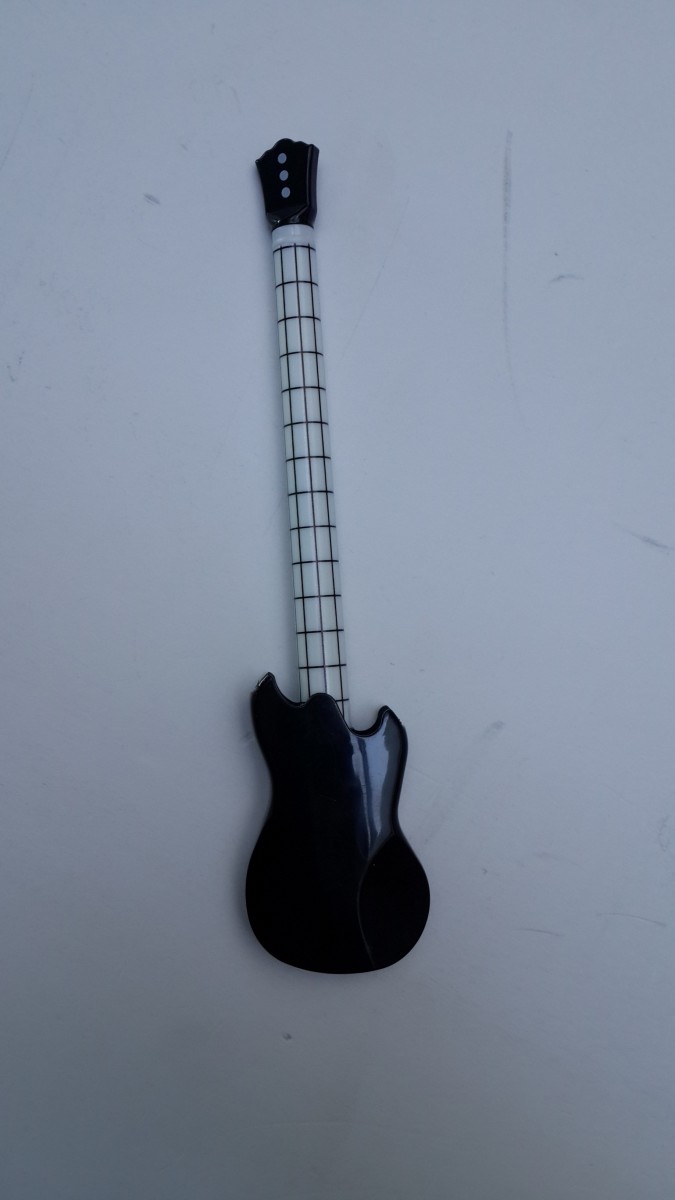 Siyah Gitar Kalem - AİM GİFTS