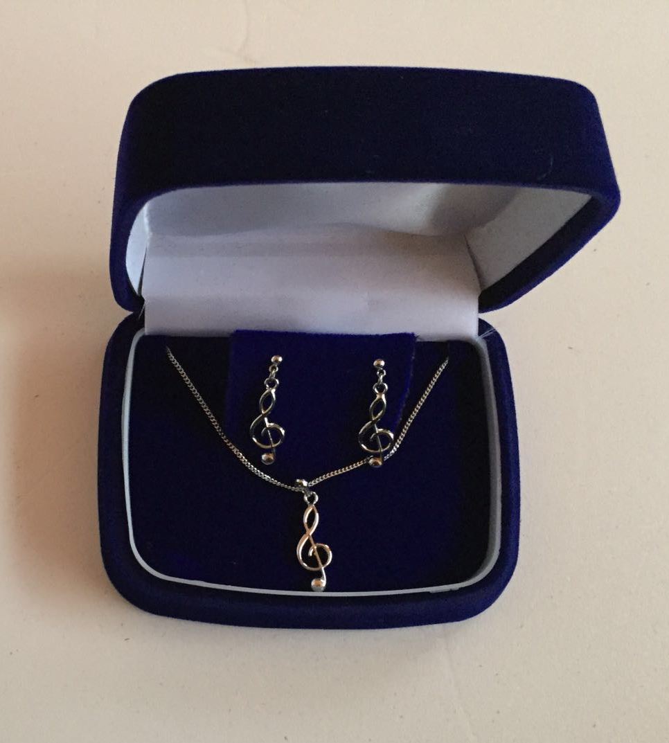 Sol Anahtarlı Gümüş Takı Seti - G&G