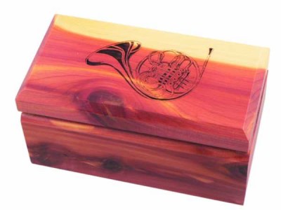 Fransız Kornosu Desenli Gül Ağacı Ahşap Kutu - AİM GİFTS