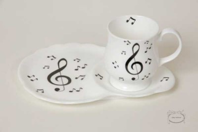 KurabiyeTabaklı Fincan Sol Anahtarlı ve Notalı - Anka Verlag