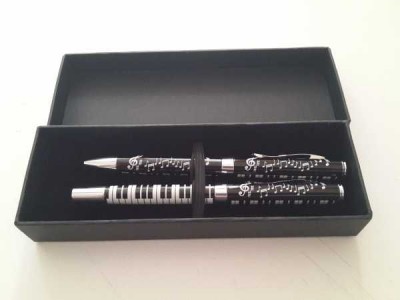 Tuşeli ve Notalı Kalem Set - Anka Verlag