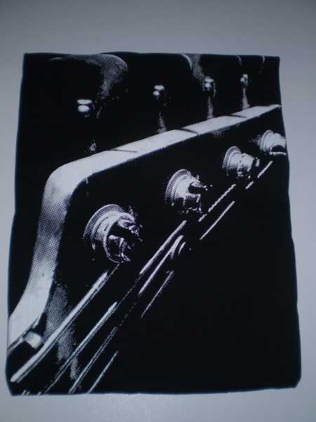 Siyah Gitar Saplı Tişört - 1