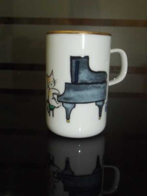 Kuyruklu Piyano Çalan Kedi Kupa - Musikboutique