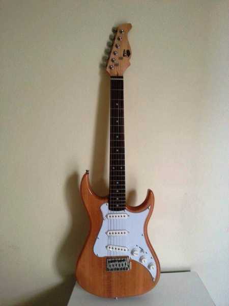 Elektro Gitar 3/4