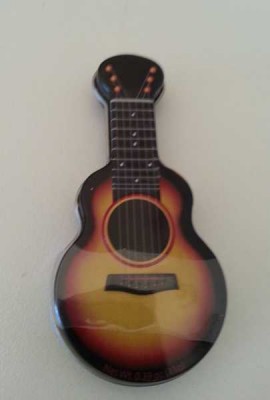 Açık Ahşap Rengi Gitar Şeklinde Kutulu Nane Şekeri - SWANART