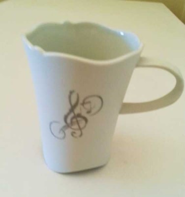 Sol Anahtarlı Porselen Kupa - Musikboutique