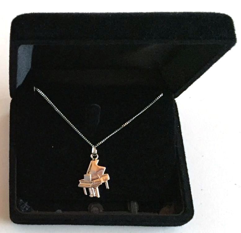 Kuyruklu Piyano Gümüş Kolye - G&G