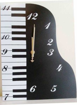 Kuyruklu Piyano Şeklinde Duvar Saati - Fzsonata