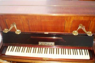 2. El Antika Alman Piyano - 3