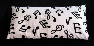 Siyah Beyaz Notalı Uzun Yastık - Musikboutique